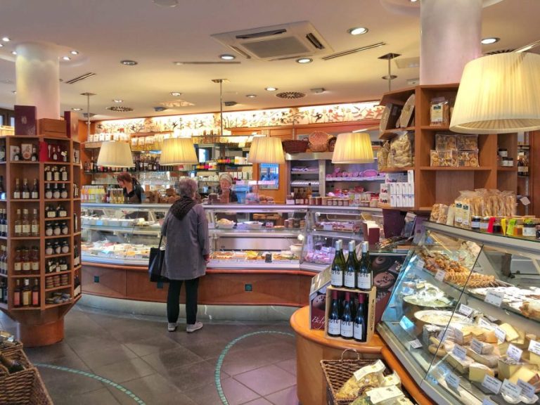 Maultaschen bei Feinkost Trüffel