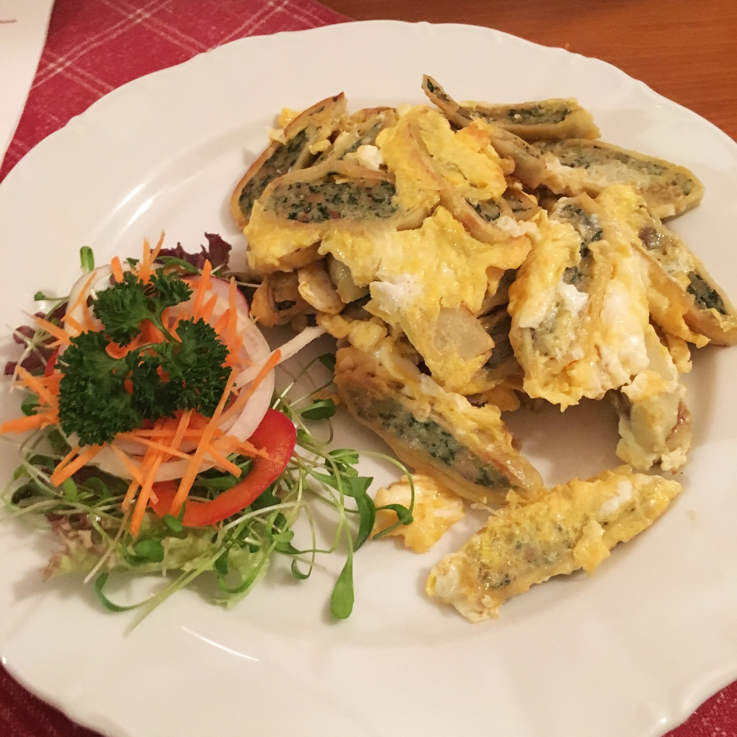 Schwaben-Klassiker: Geröstete Maultaschen mit Ei