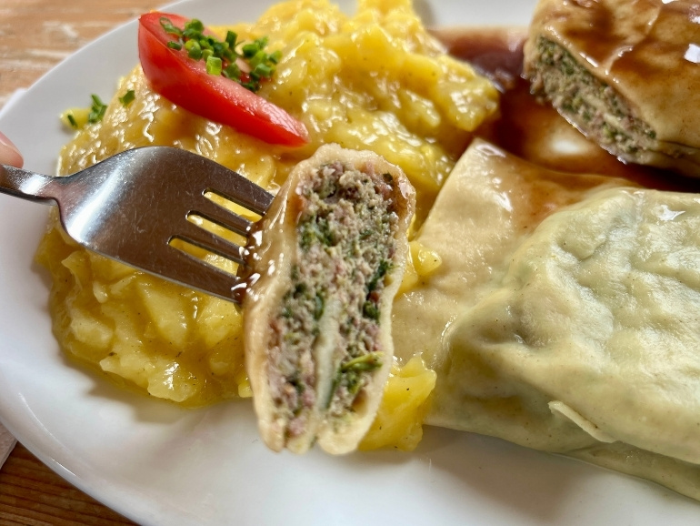 Maultaschen Besenwirtschaft Weingut Ungar